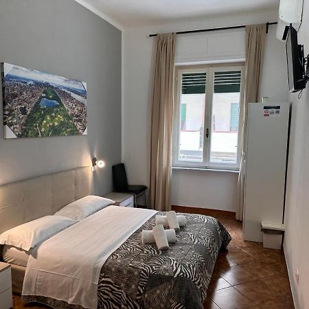 Crown Guest House 比萨 外观 照片