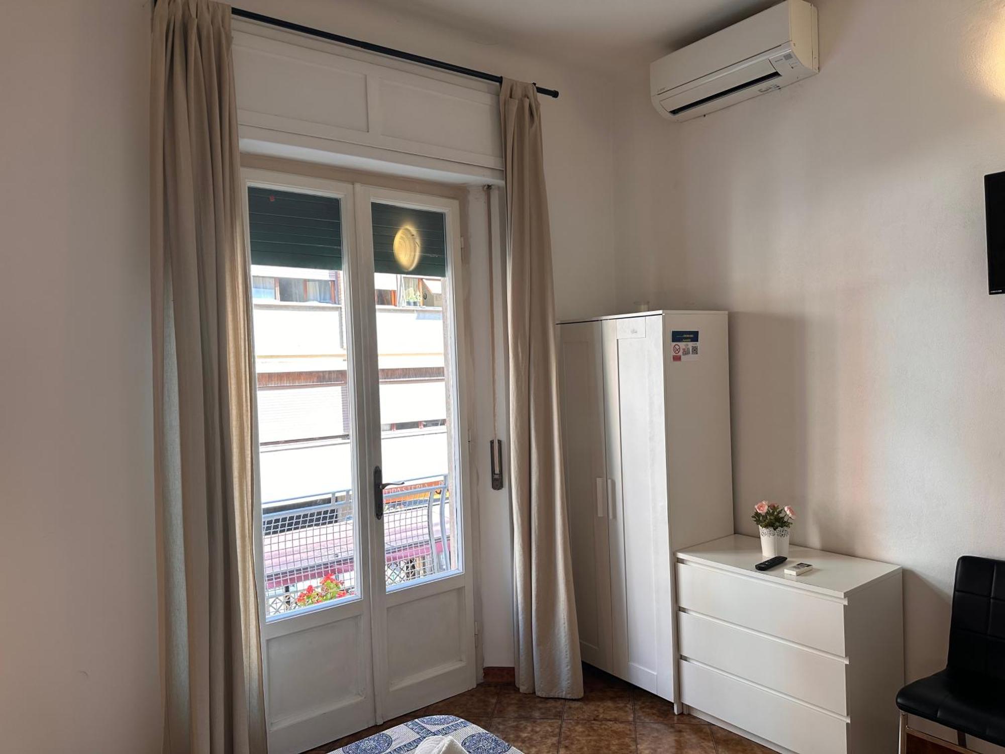 Crown Guest House 比萨 外观 照片