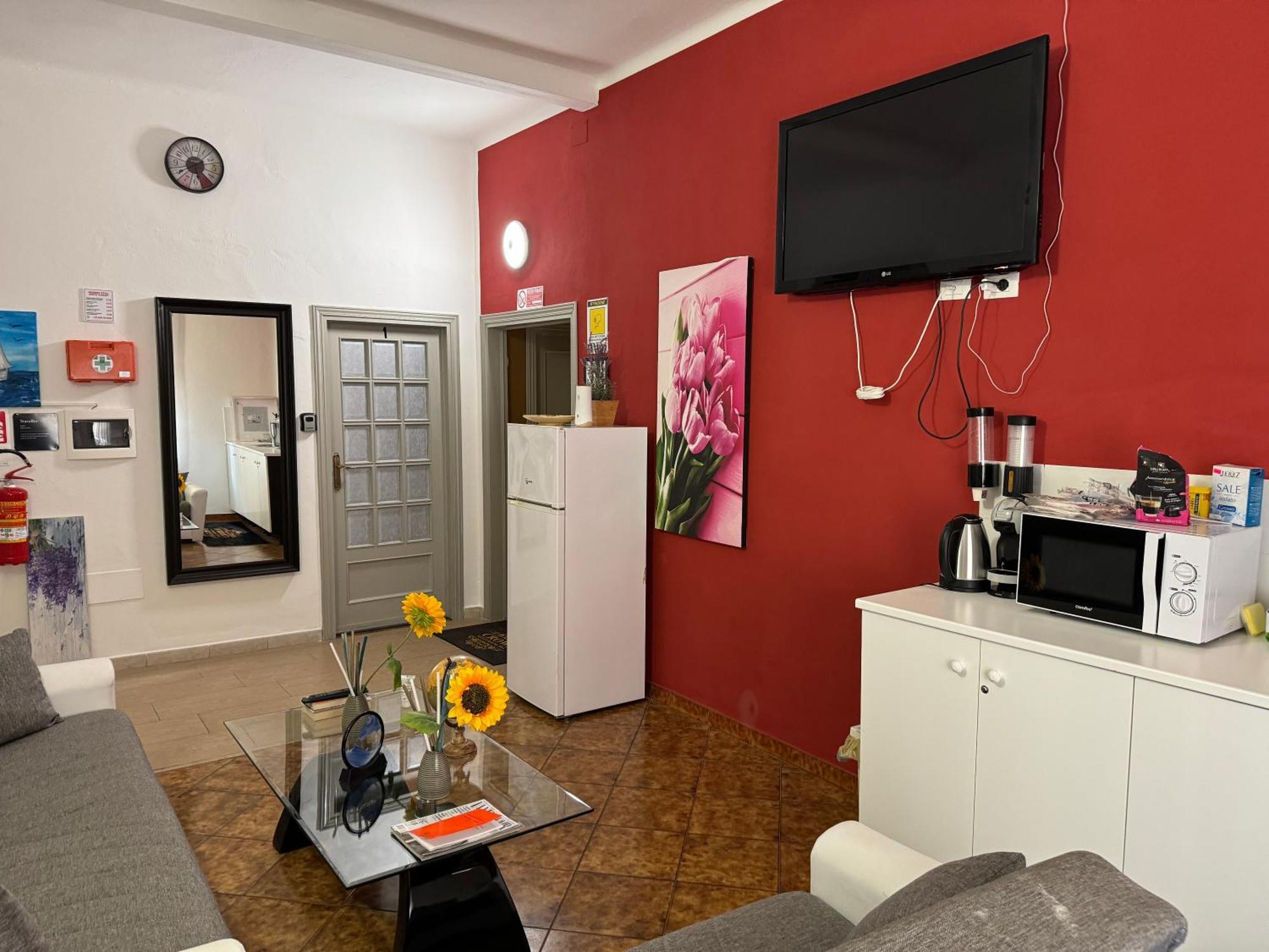 Crown Guest House 比萨 外观 照片